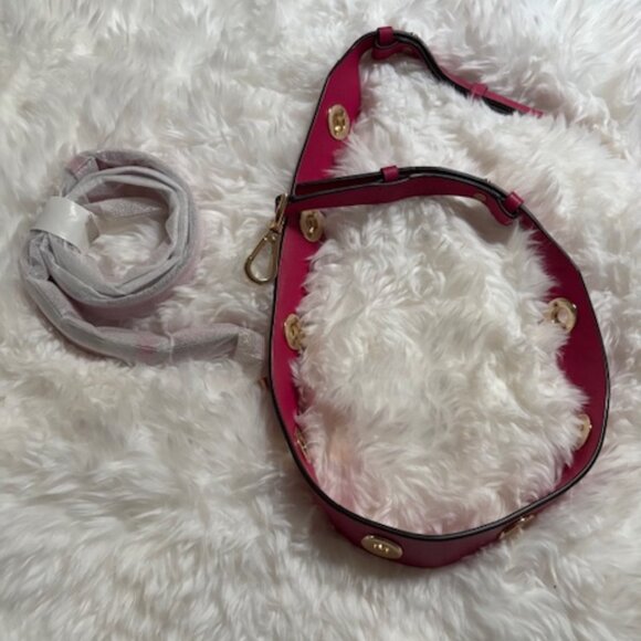 Michael Kors Raspberry Handbag - Picture 4 of 4